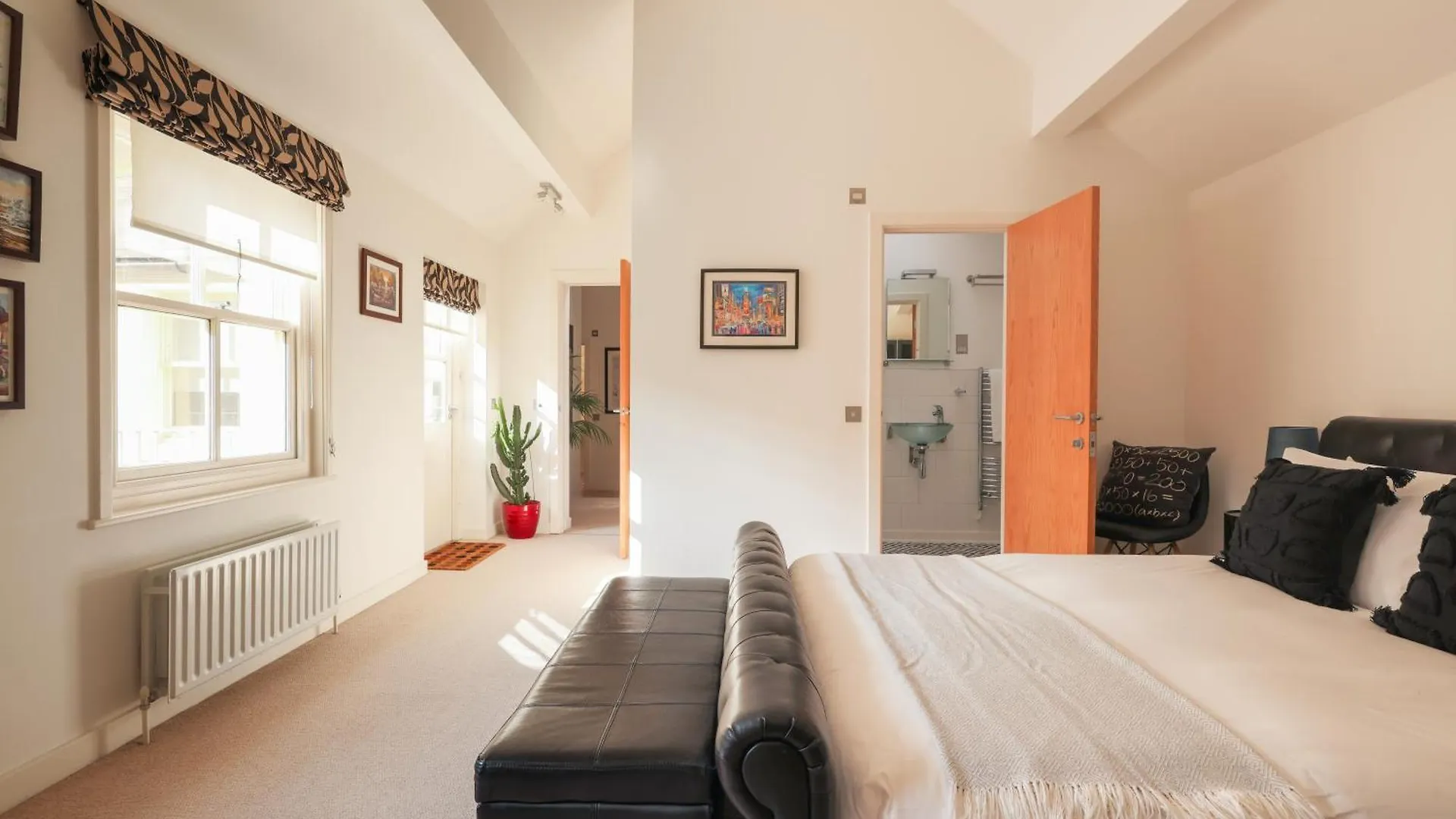 Regency Stables By The Butler Collection Villa Brighton Holiday home